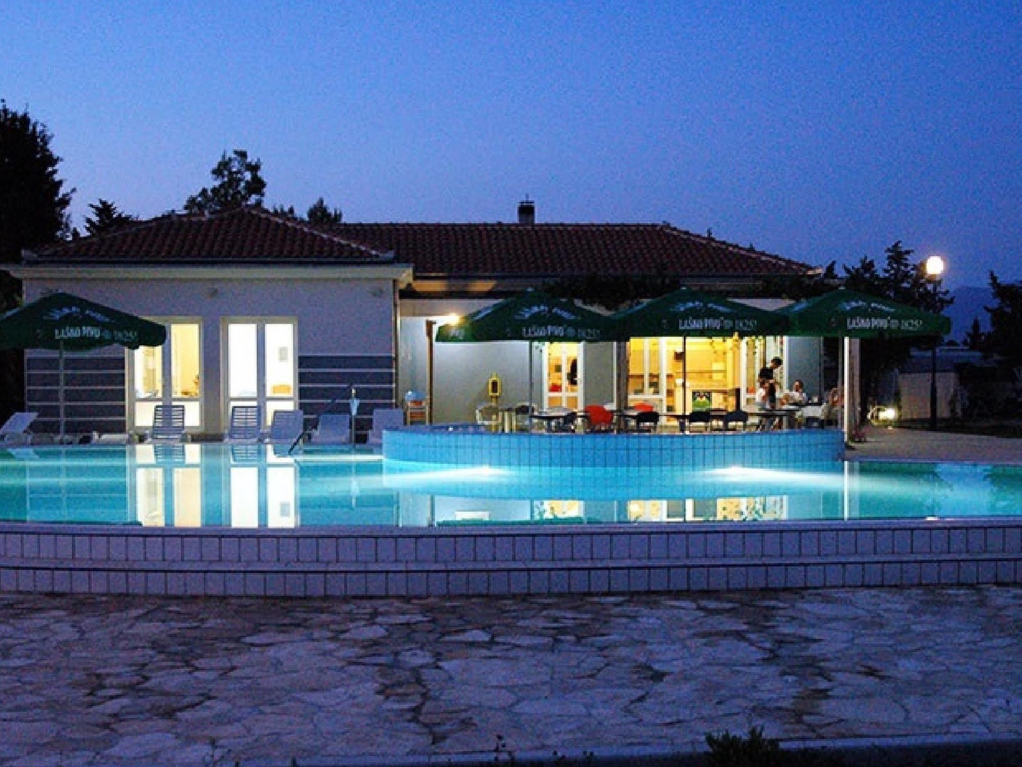 Mobile Homes Peros Zaton  Luaran gambar